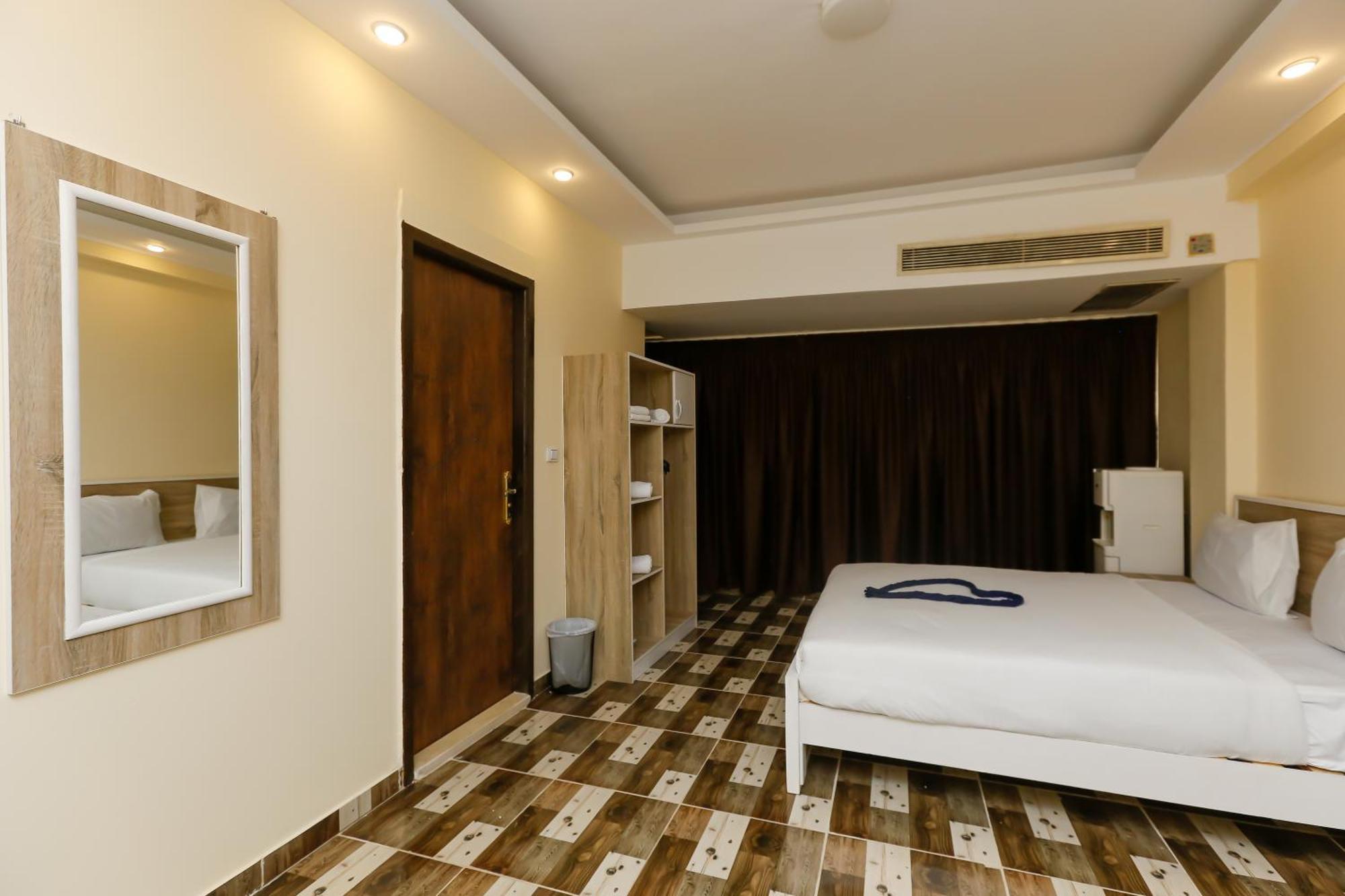 Turquoise Pyramids Gate Hotel City Centre Kafret el-Gabal Екстериор снимка