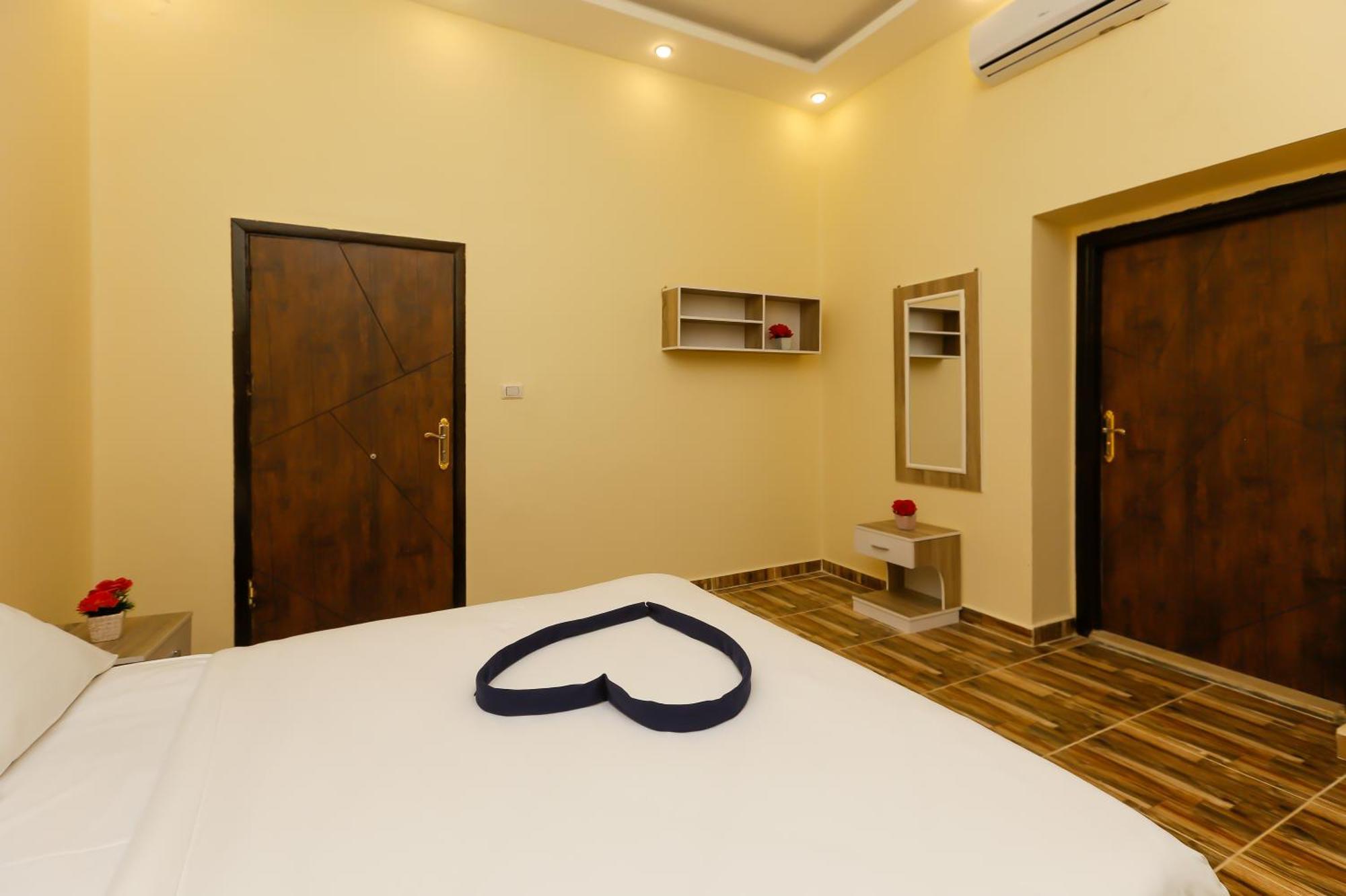 Turquoise Pyramids Gate Hotel City Centre Kafret el-Gabal Екстериор снимка